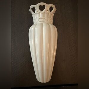 Lenox French Perle fluted hearts vase